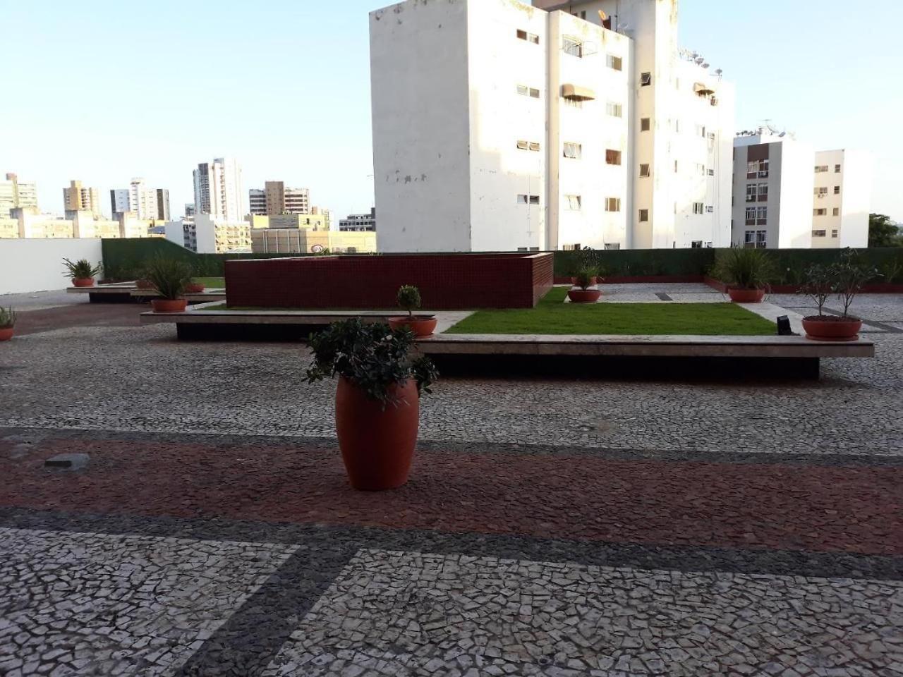 Maravilhoso Apartamento 2 Quartos Com Ofuro Porto Da Barra Salvador Summer Barra Flat Esterno foto